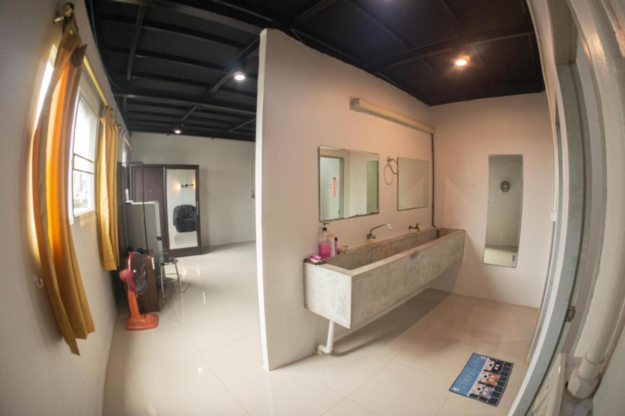 Baan1668 Hometel Near Chinatown One Bangkok Dış mekan fotoğraf